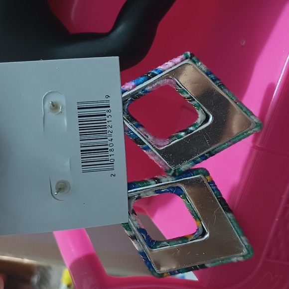 🆕 Fashion Eve Collection earrings - Picture 7 of 8